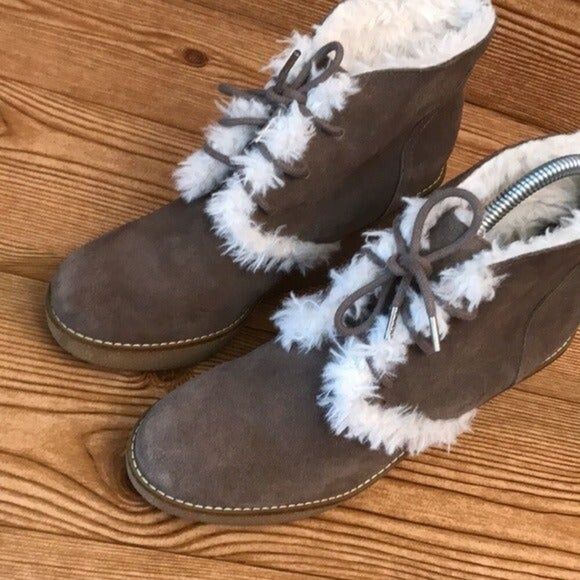 GAP NEW YORK “Gwen Shearling” Tree Bark Suede Wedges Boots ladies size 9 - Picture 3 of 10